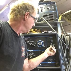 Meet your Posher, Robert